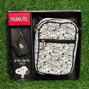 Peanuts Snoopy 2 piece gift set crossbody bag - 1 bag charms key chain.